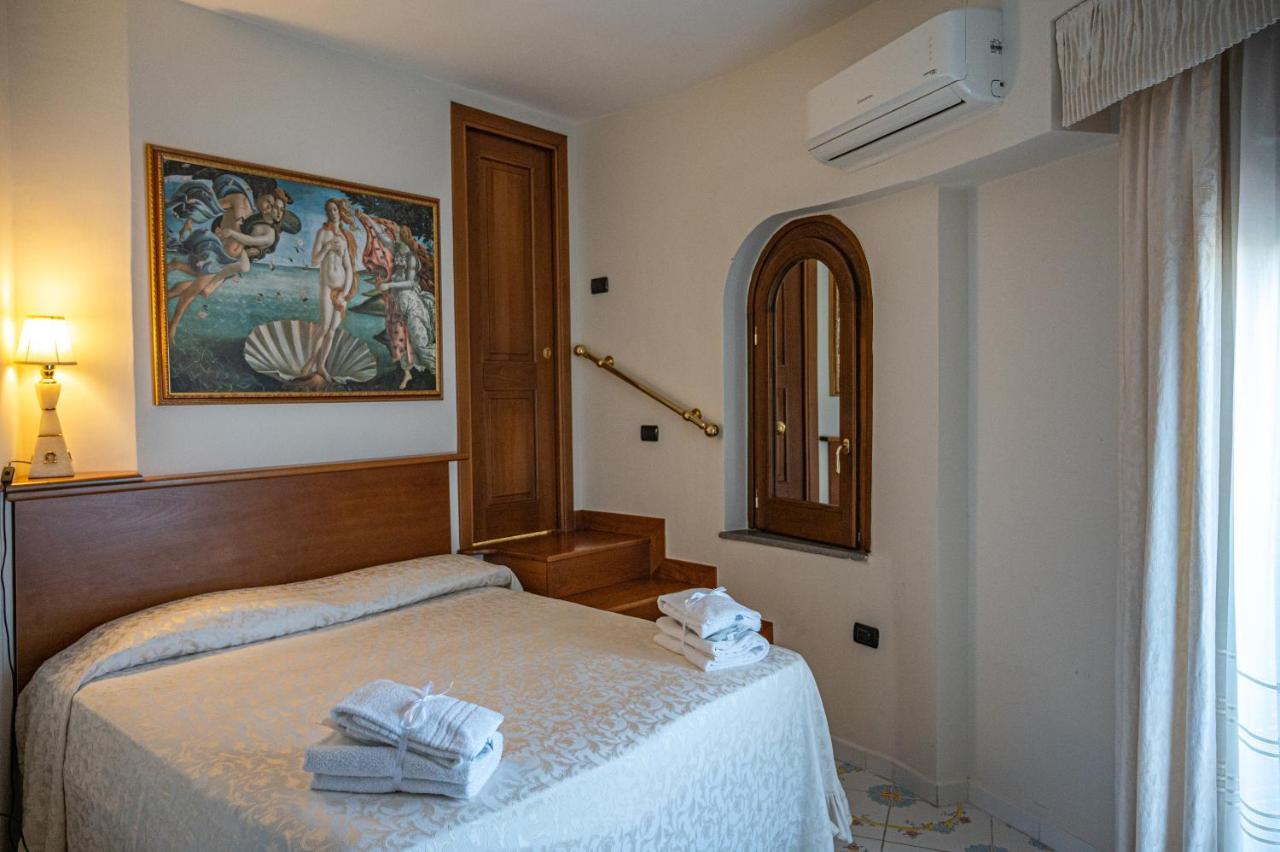 Le Zagare Relais & Hotel 4*